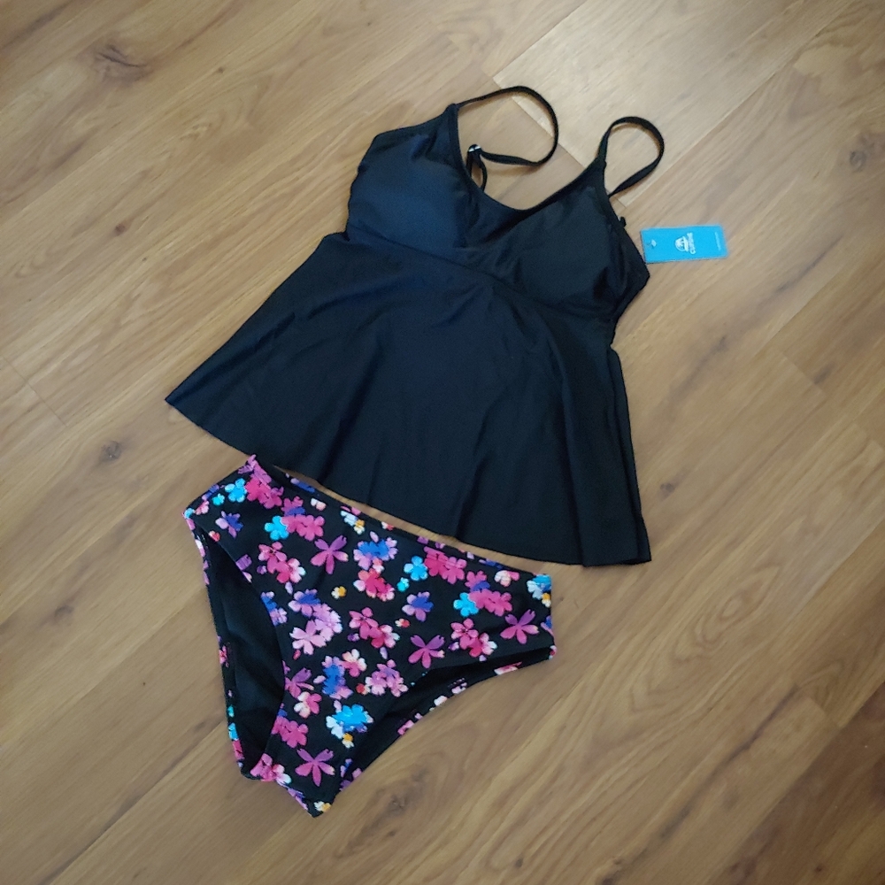 NWT Cupshe Black Floral Two Piece Flounce Bikini Tankini Swimsuit Bathing XS - Picture 3 of 9